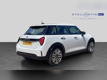 Used MINI Cooper 2025 for sale - 79203053: Photo