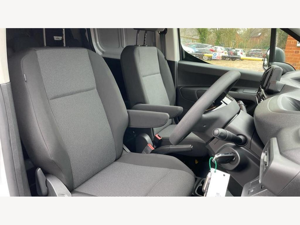 Used Peugeot Partner 2025 for sale - 77075219: Photo 10