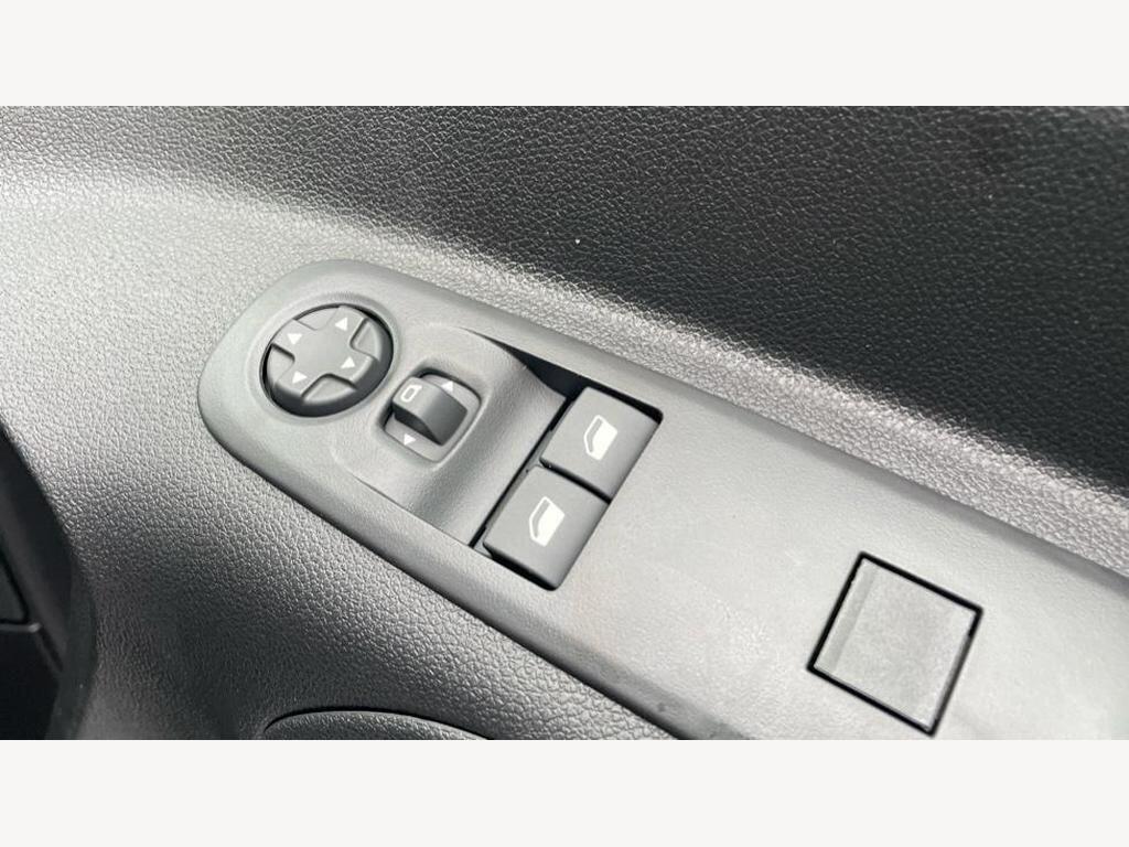 Used Peugeot Partner 2025 for sale - 77075219: Photo 16