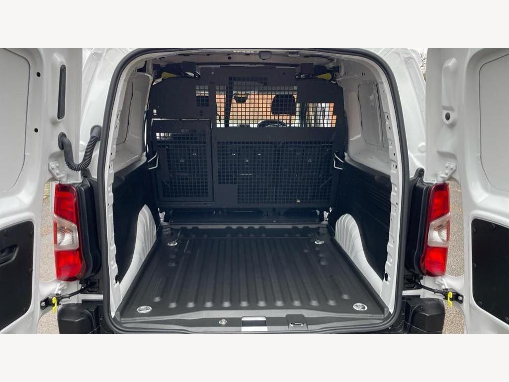 Used Peugeot Partner 2025 for sale - 77075219: Photo 32