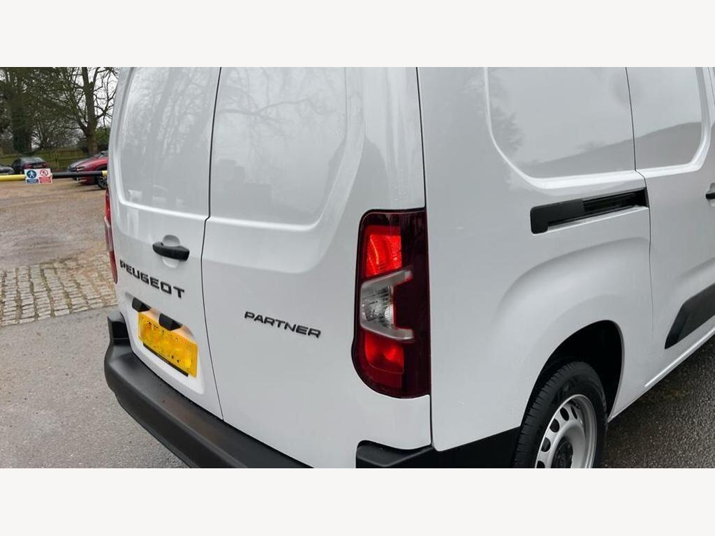 Used Peugeot Partner 2025 for sale - 77075219: Photo 42