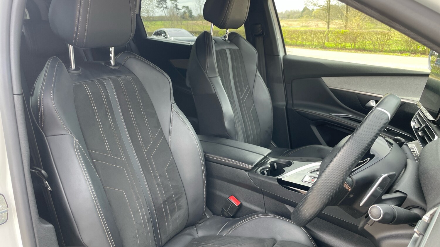 Used Peugeot 5008 2023 for sale - 77910154: Photo 42