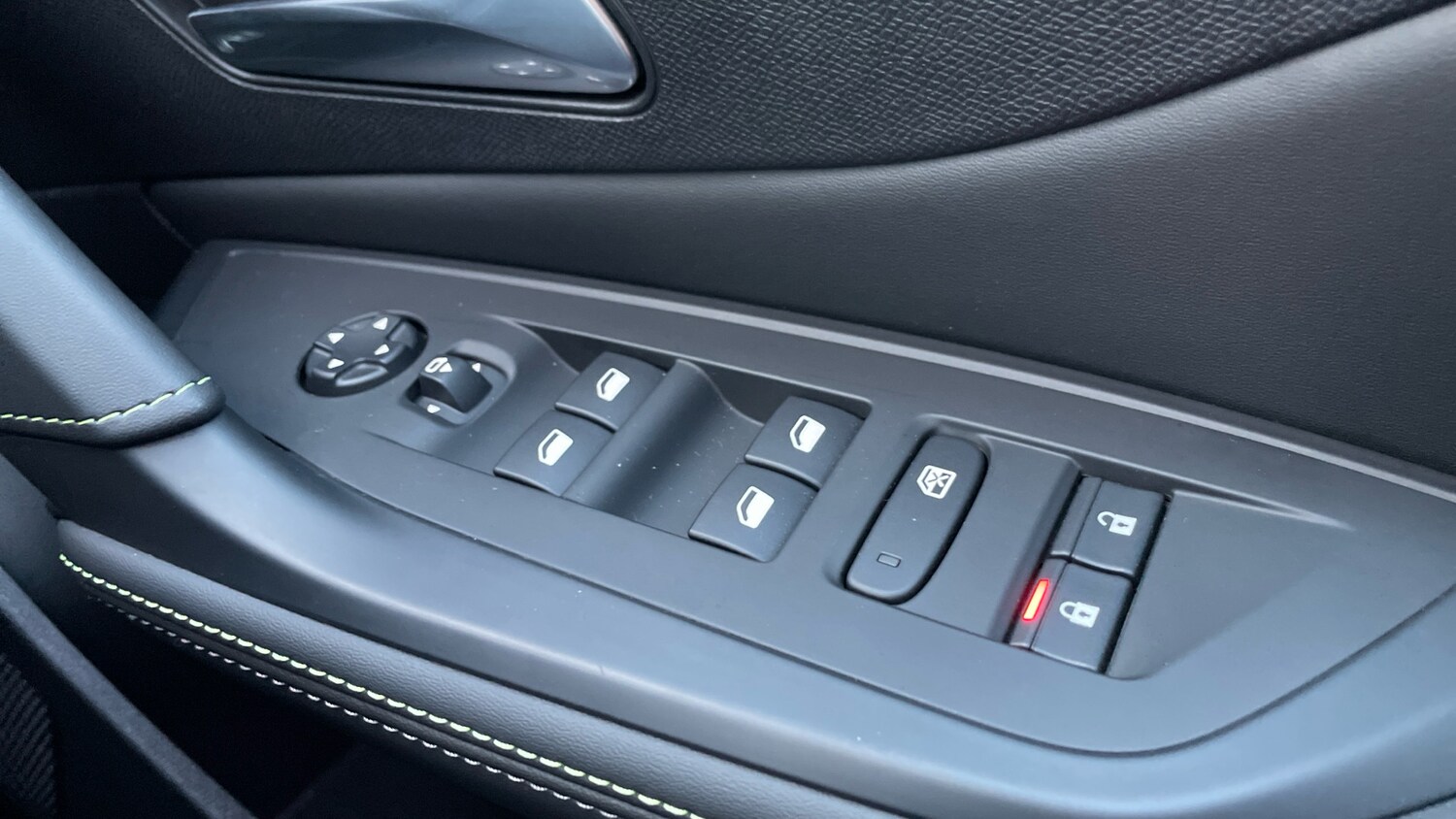 Used Peugeot 408 2024 for sale - 78008396: Photo 22