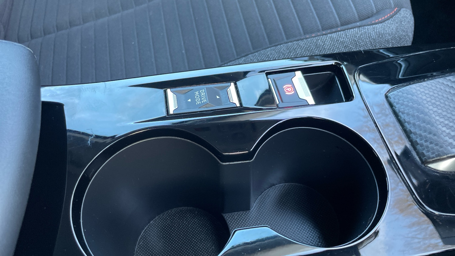 Used Peugeot 208 2022 for sale - 77239189: Photo 22