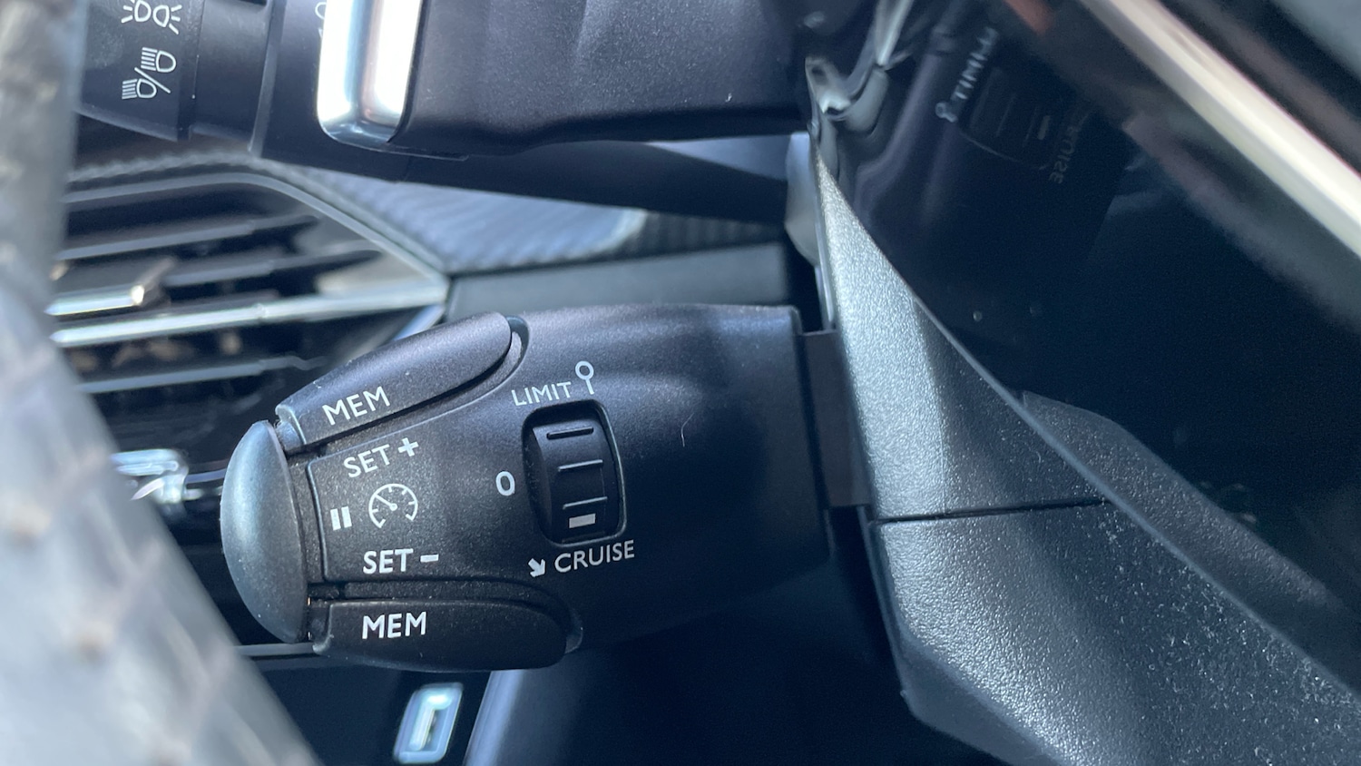 Used Peugeot 208 2022 for sale - 77239189: Photo 37