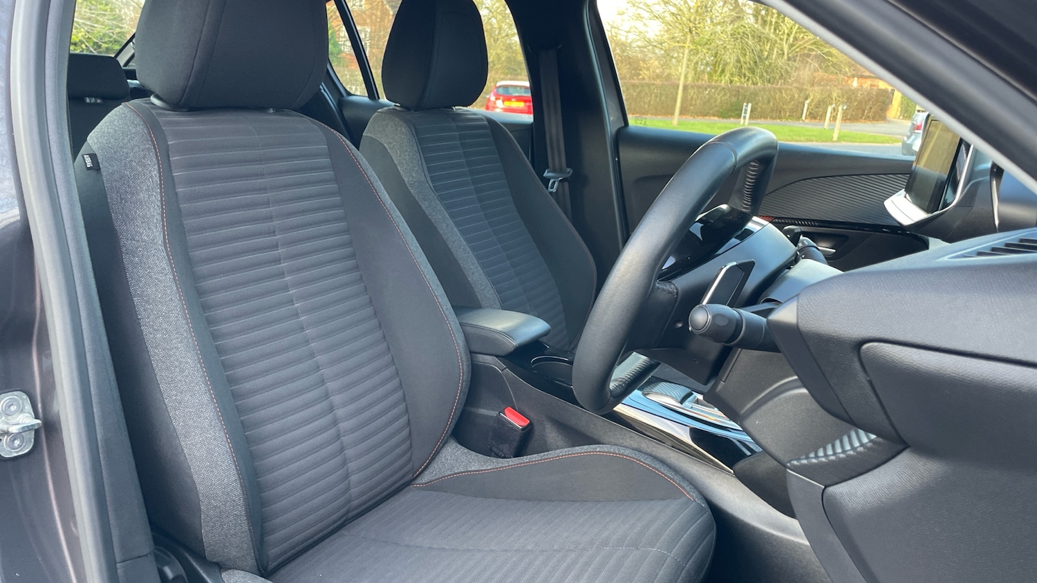 Used Peugeot 208 2022 for sale - 77239189: Photo 43