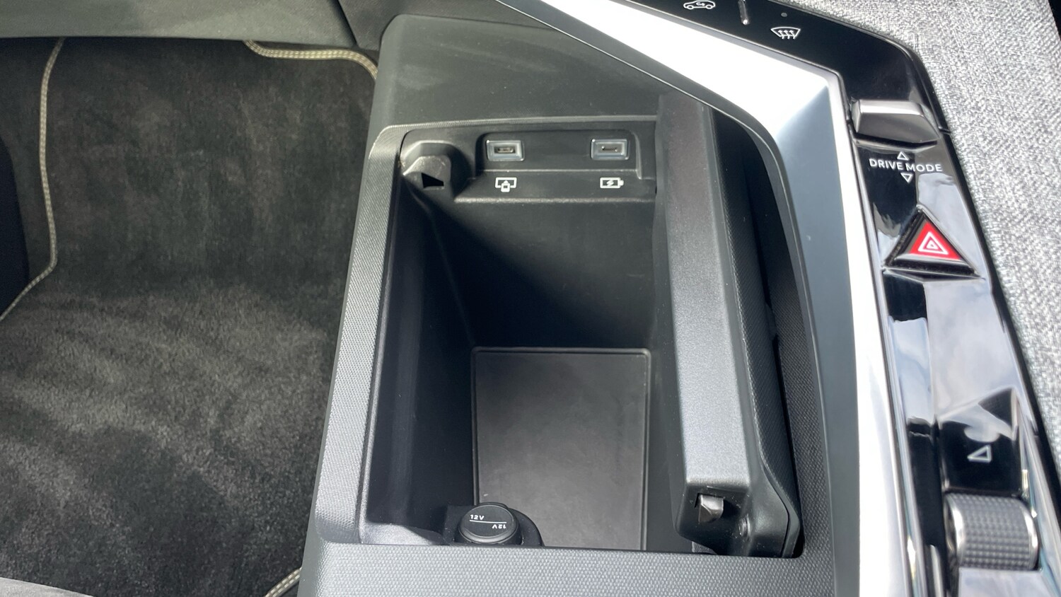 Used Peugeot 5008 2024 for sale - 77840630: Photo 40