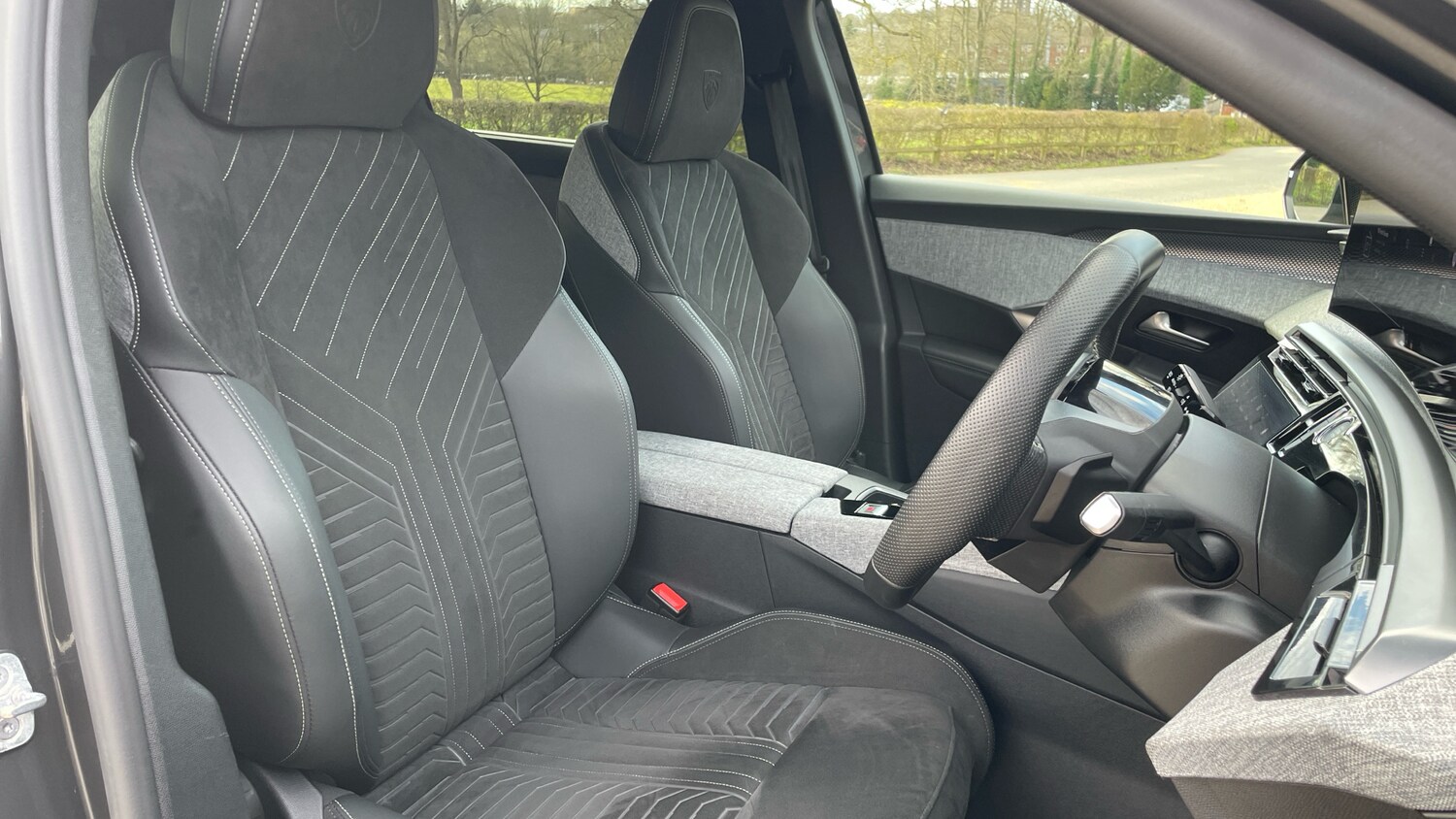 Used Peugeot 5008 2024 for sale - 77840630: Photo 42