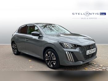 Peugeot - 208