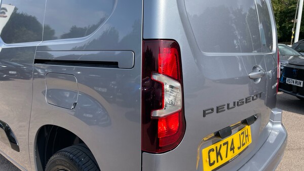 Used Peugeot Partner 2024 for sale - 75647790: Photo 45