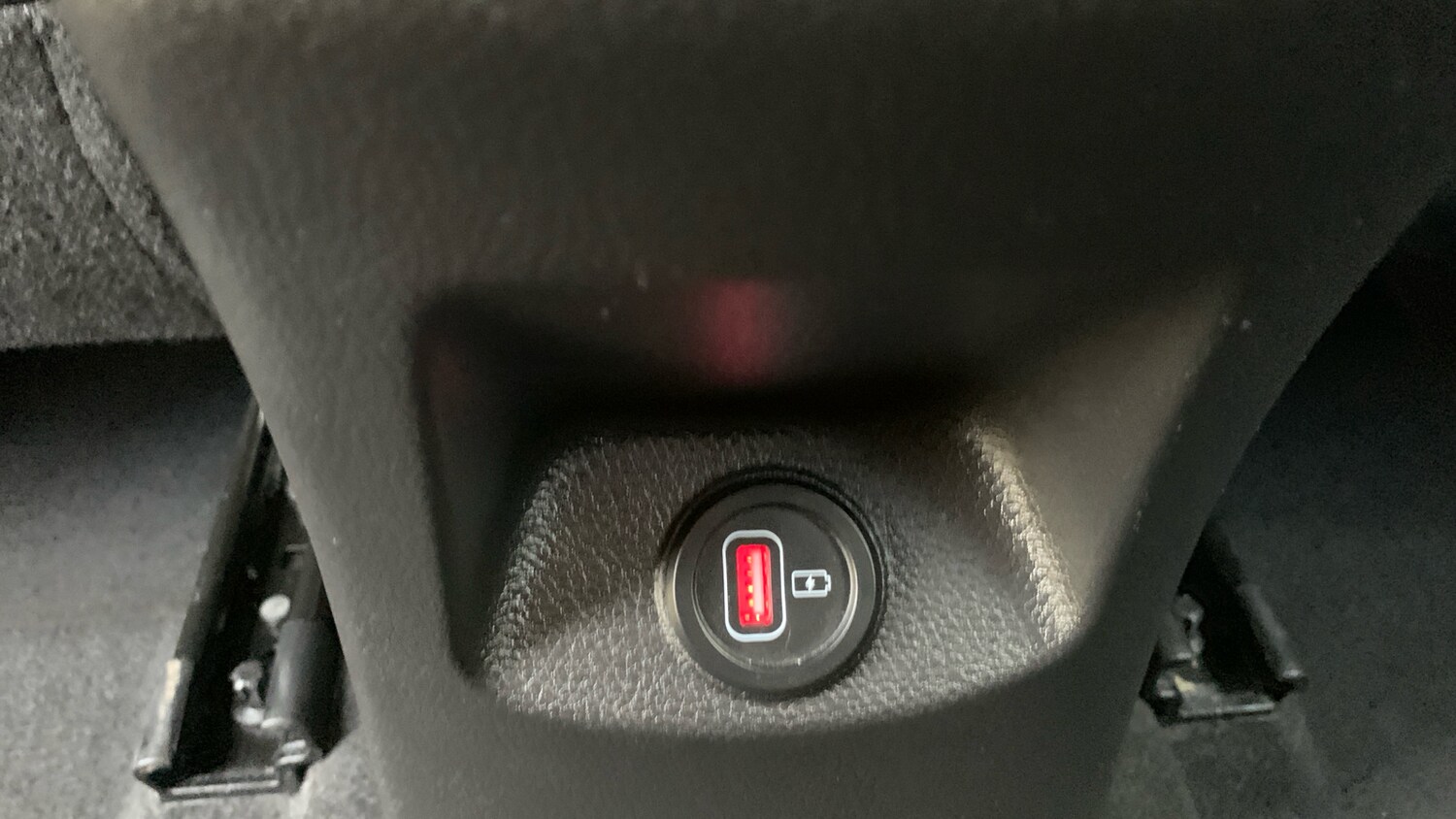 Used Kia Stonic 2022 for sale - 76241069: Photo 36