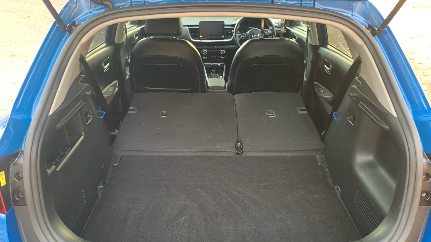 Used Kia Stonic 2022 for sale - 76241069: Photo 41