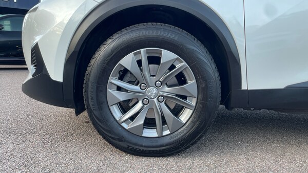 Used Peugeot 2008 2023 for sale - 76175980: Photo 14