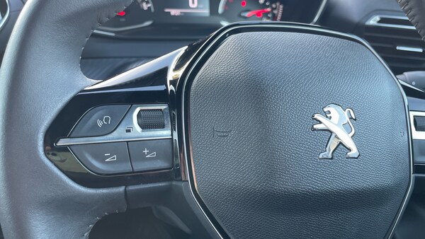 Used Peugeot 2008 2023 for sale - 76175980: Photo 23