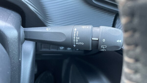 Used Peugeot 2008 2023 for sale - 76175980: Photo 28