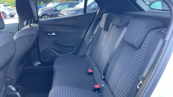 Used Peugeot 2008 2023 for sale - 76175980: Photo 30
