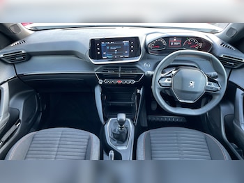 Used Peugeot 2008 2023 for sale - 76175980: Photo 4