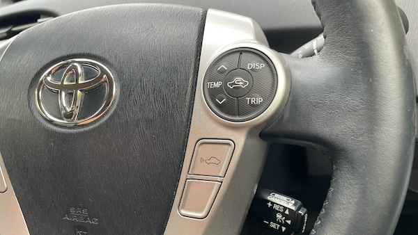 Used Toyota Prius 2015 for sale - 76248413: Photo 24