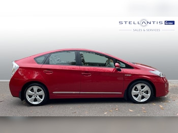 Used Toyota Prius 2015 for sale - 76248413: Photo