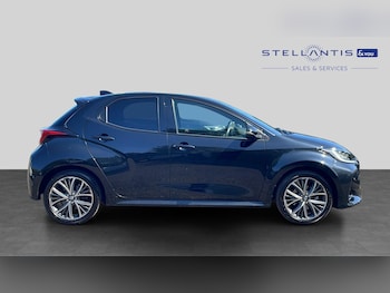 Used Toyota Yaris 2024 for sale - 79338391: Photo