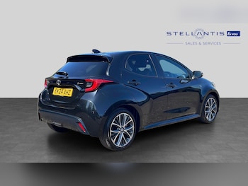 Used Toyota Yaris 2024 for sale - 79338391: Photo