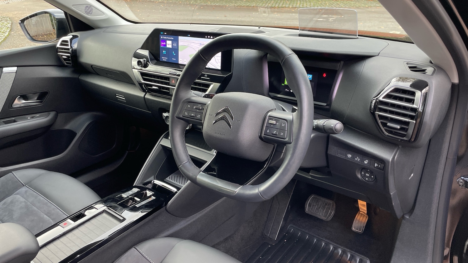 Used Citroen C4 2024 for sale - 76574228: Photo 11