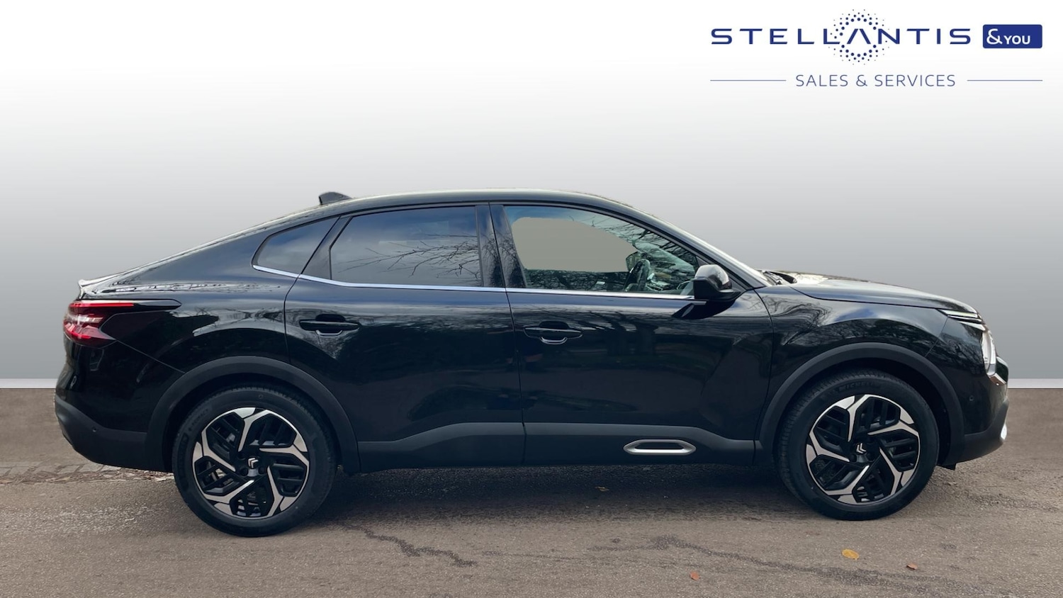 Used Citroen C4 2024 for sale - 76574228: Photo 2