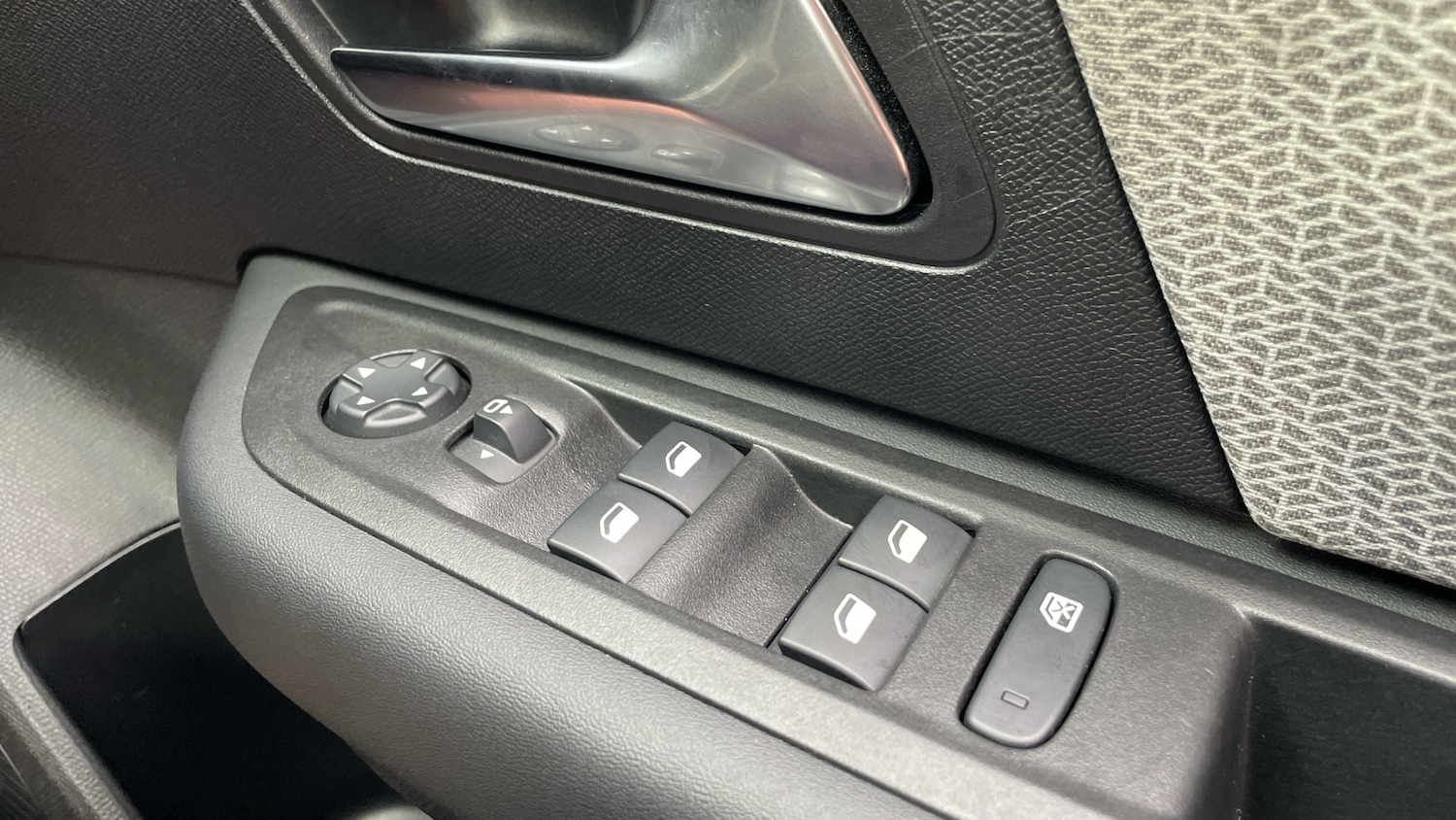 Used Citroen C4 2024 for sale - 76574228: Photo 22