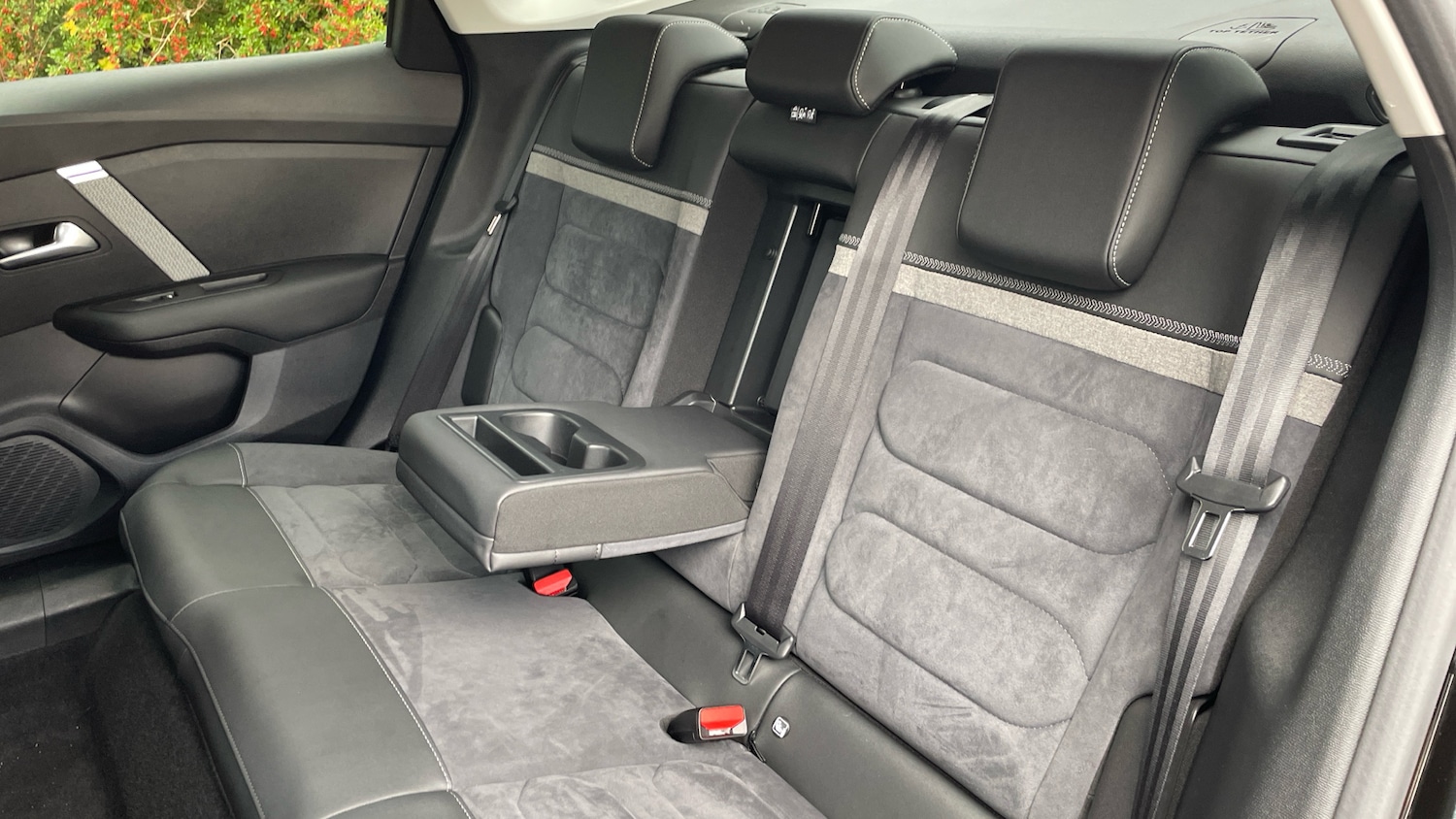 Used Citroen C4 2024 for sale - 76574228: Photo 33