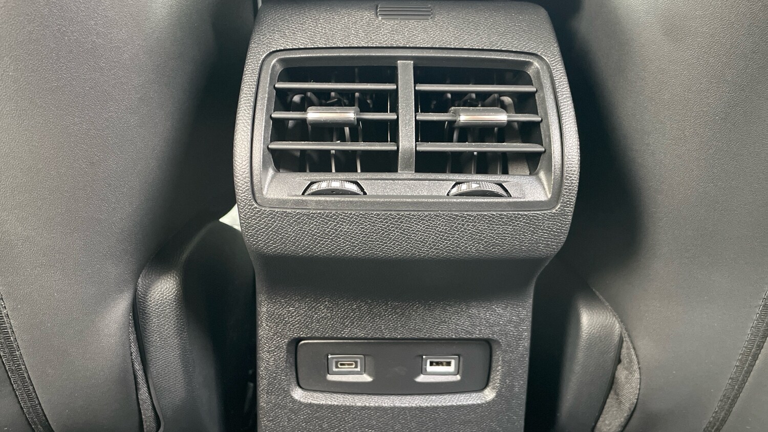 Used Citroen C4 2024 for sale - 76574228: Photo 41