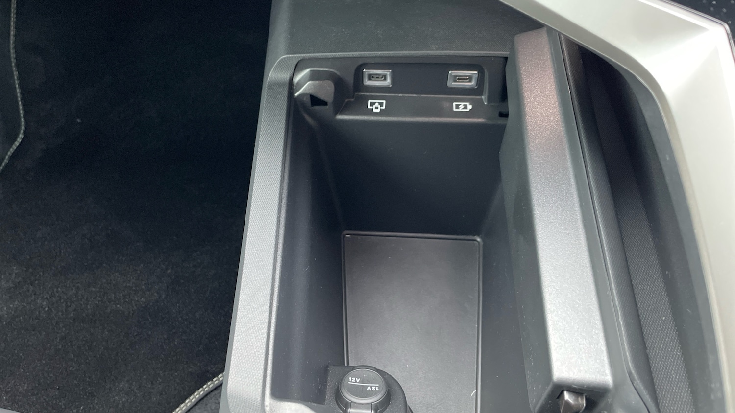 Used Peugeot 3008 2025 for sale - 77092070: Photo 41