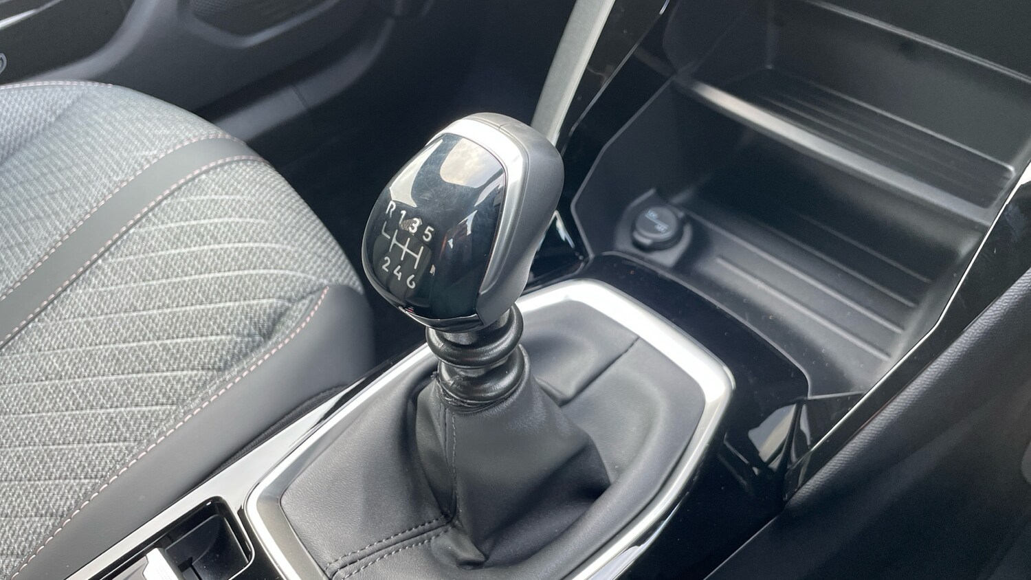 Used Peugeot 2008 2026 for sale - 77511900: Photo 20