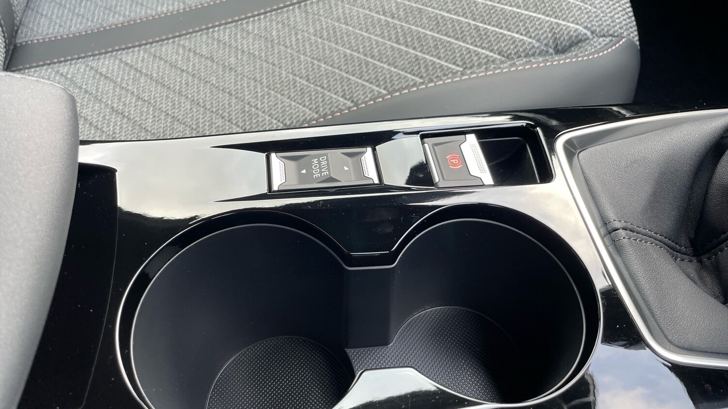 Used Peugeot 2008 2026 for sale - 77511900: Photo 21