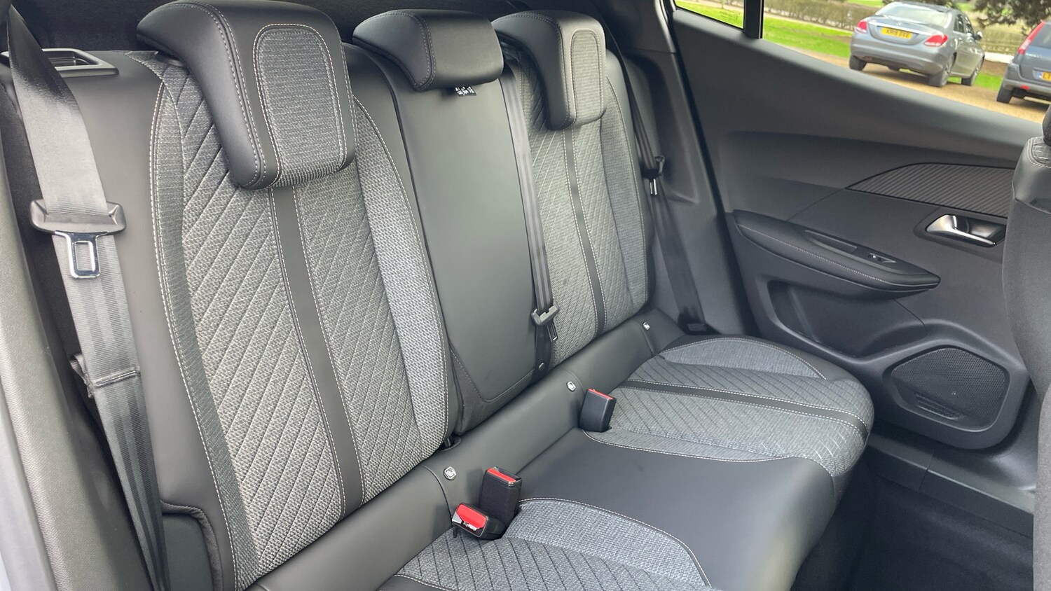 Used Peugeot 2008 2026 for sale - 77511900: Photo 33