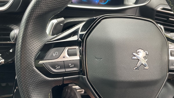 Used Peugeot 2008 2022 for sale - 75992256: Photo 23