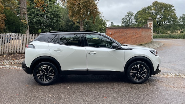 Used Peugeot 2008 2022 for sale - 75992256: Photo 2