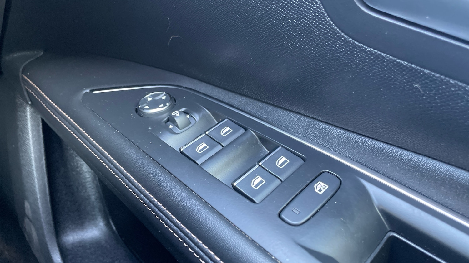 Used Peugeot 5008 2023 for sale - 77770315: Photo 22