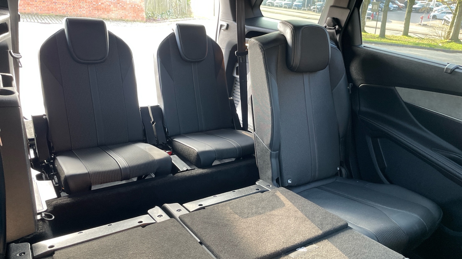 Used Peugeot 5008 2023 for sale - 77770315: Photo 25