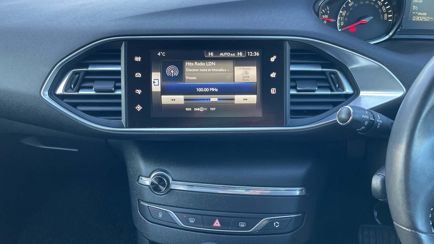 Used Peugeot 308 2016 for sale - 77098837: Photo 11