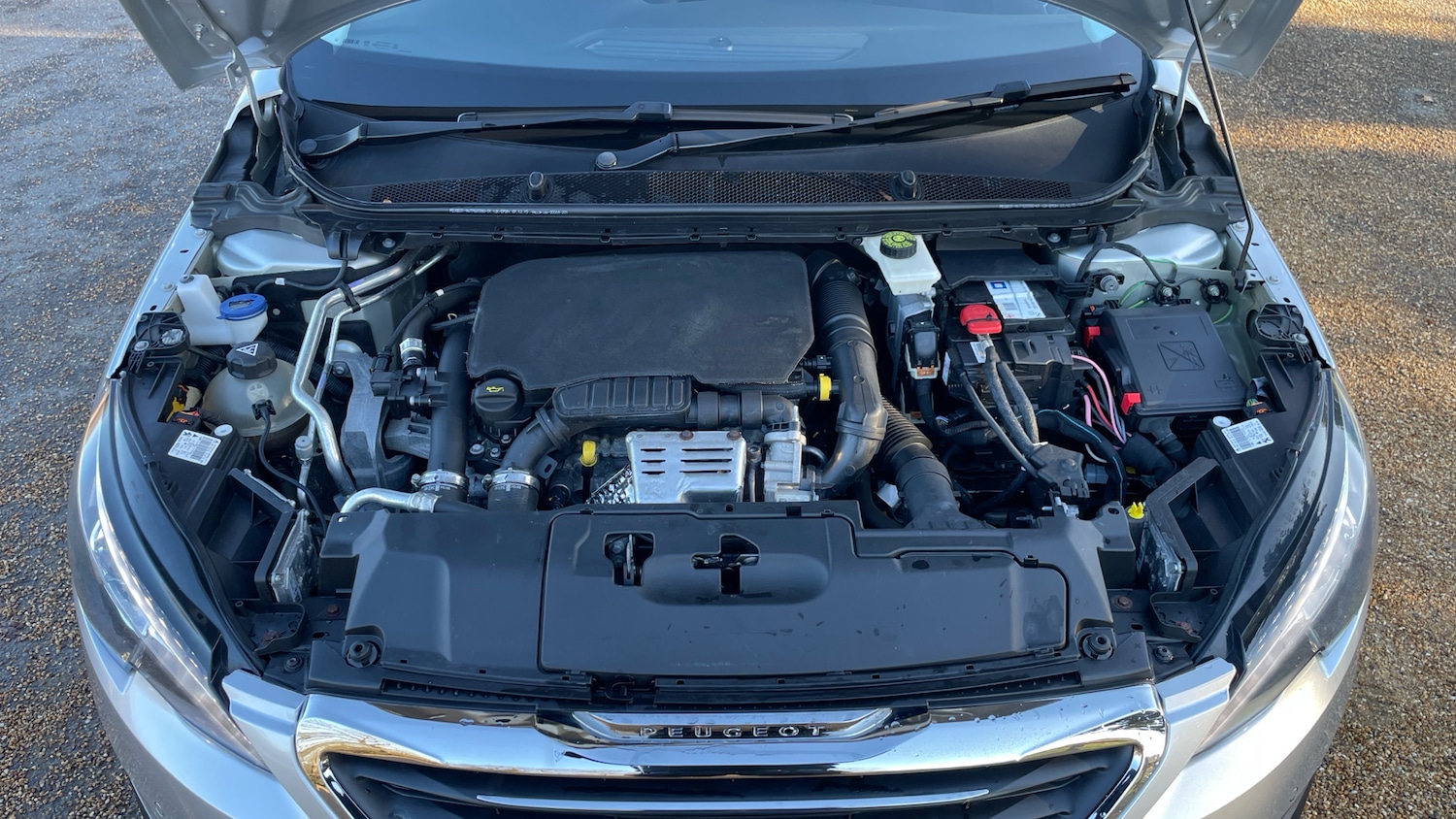 Used Peugeot 308 2016 for sale - 77098837: Photo 19