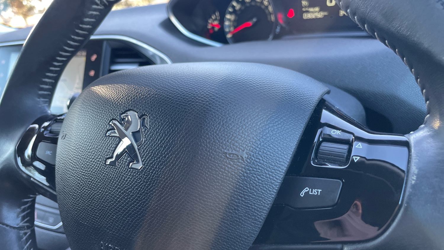 Used Peugeot 308 2016 for sale - 77098837: Photo 25