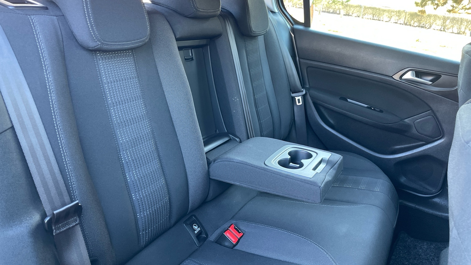 Used Peugeot 308 2016 for sale - 77098837: Photo 34