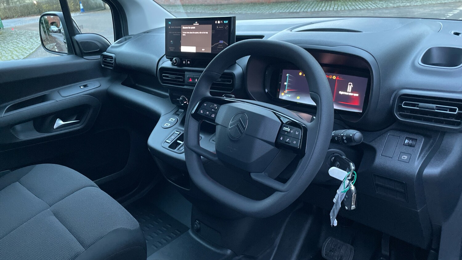 Used Citroen Berlingo 2025 for sale - 76887889: Photo 11