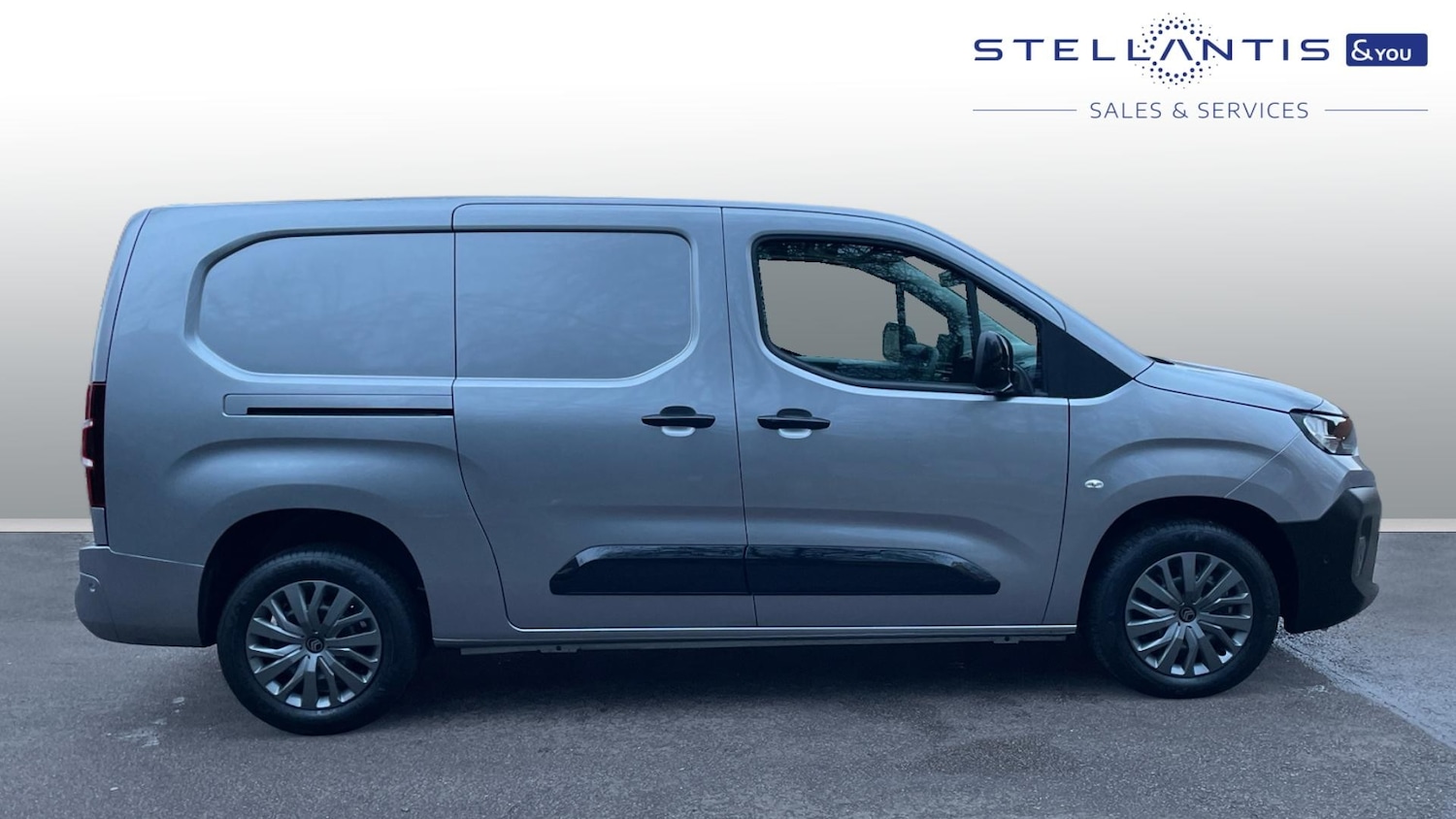 Used Citroen Berlingo 2025 for sale - 76887889: Photo 2