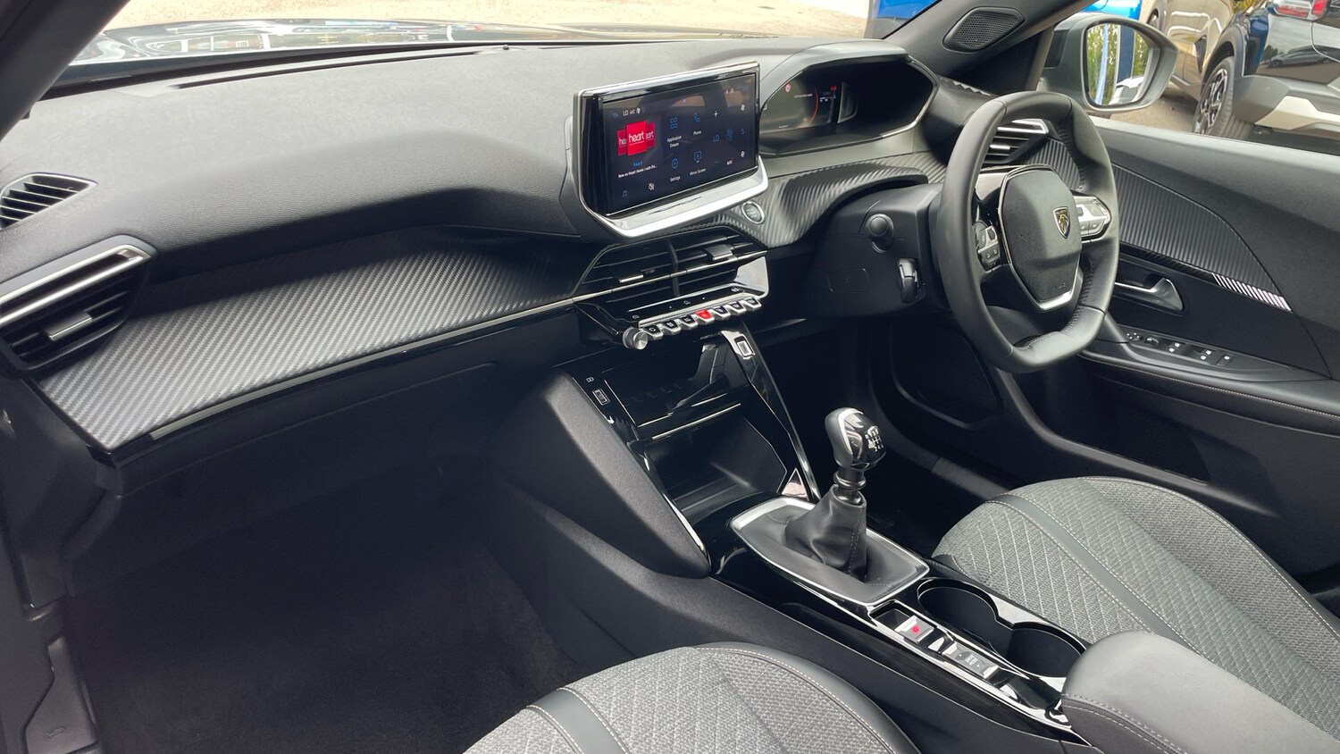 Used Peugeot 2008 2024 for sale - 76061513: Photo 12