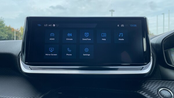 Used Peugeot 2008 2024 for sale - 76061513: Photo 30