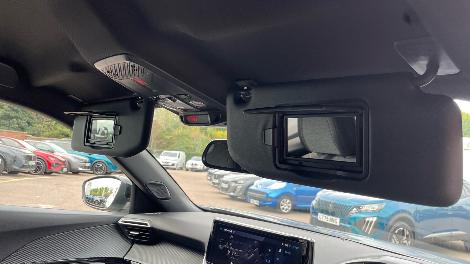 Used Peugeot 2008 2024 for sale - 76061513: Photo 36