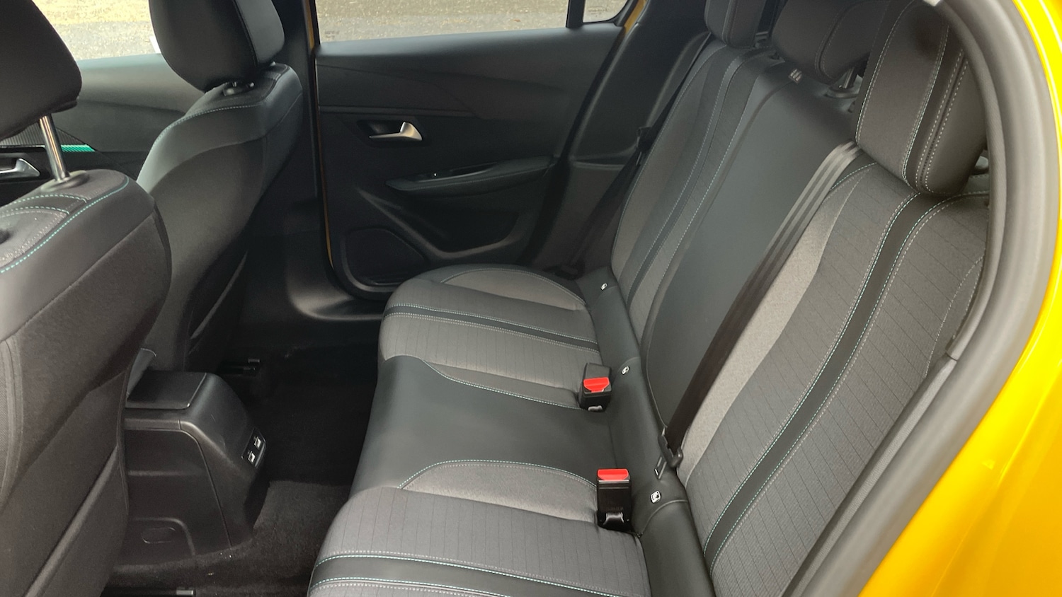 Used Peugeot 208 2023 for sale - 77067395: Photo 33