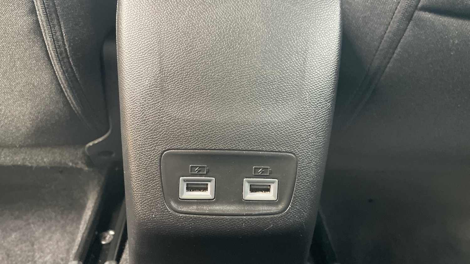 Used Peugeot 208 2023 for sale - 77067395: Photo 37