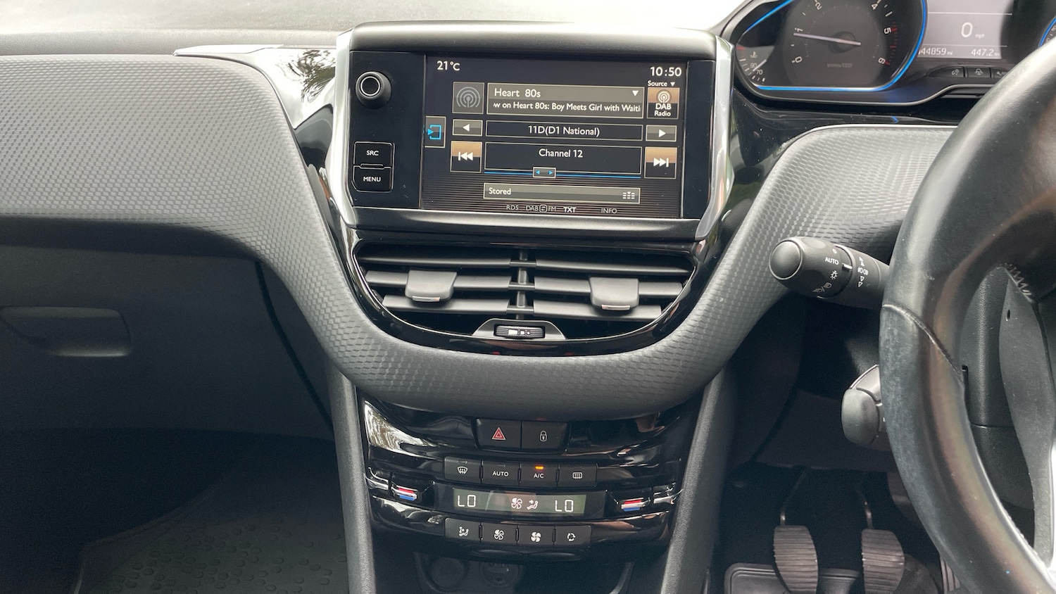 Used Peugeot 2008 2016 for sale - 76338265: Photo 10